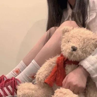 大情人华伦天奴